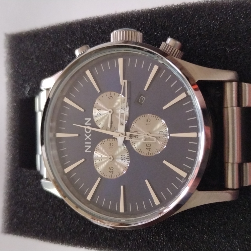 NIXON Sentry Chrono - Blue Sunray